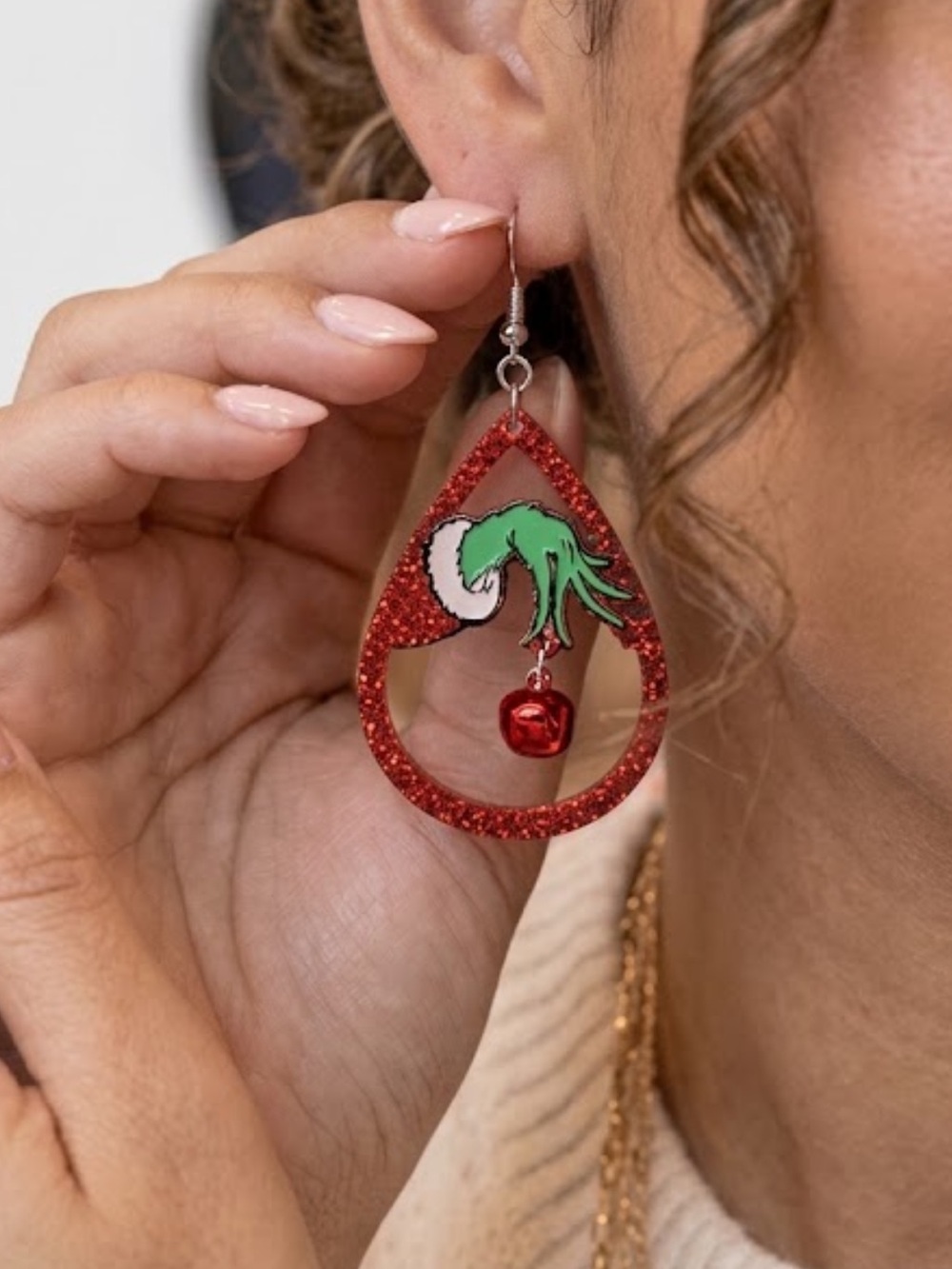 NWT Grinch Glitter Drop Earrings Red Green Christmas Holiday Jewelry